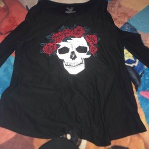 No boundaries skull shirt